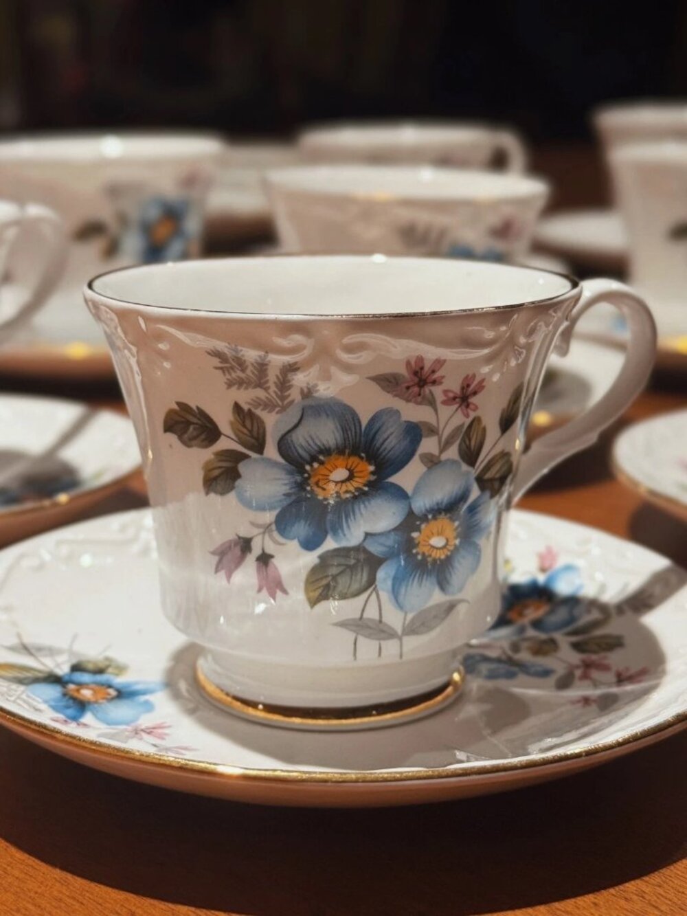 Vintage Blue Anemone Floral 12 Teacup Saucer Sets Gold Trim